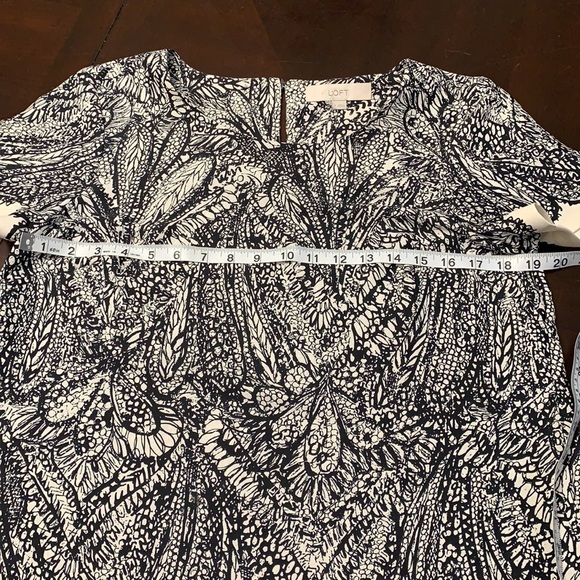 Adorable LOFT top cream black sz M - Picture 7 of 8